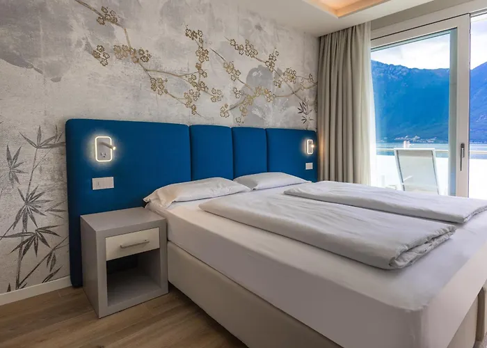 Hotel mit Pool: Hotel Ideal
